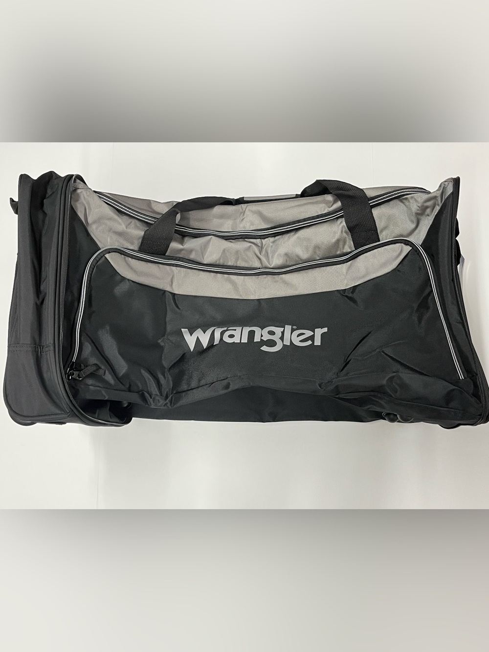 NEW Wrangler 36 inch Collapsible 3 Wheel Rolling Locker Duffel